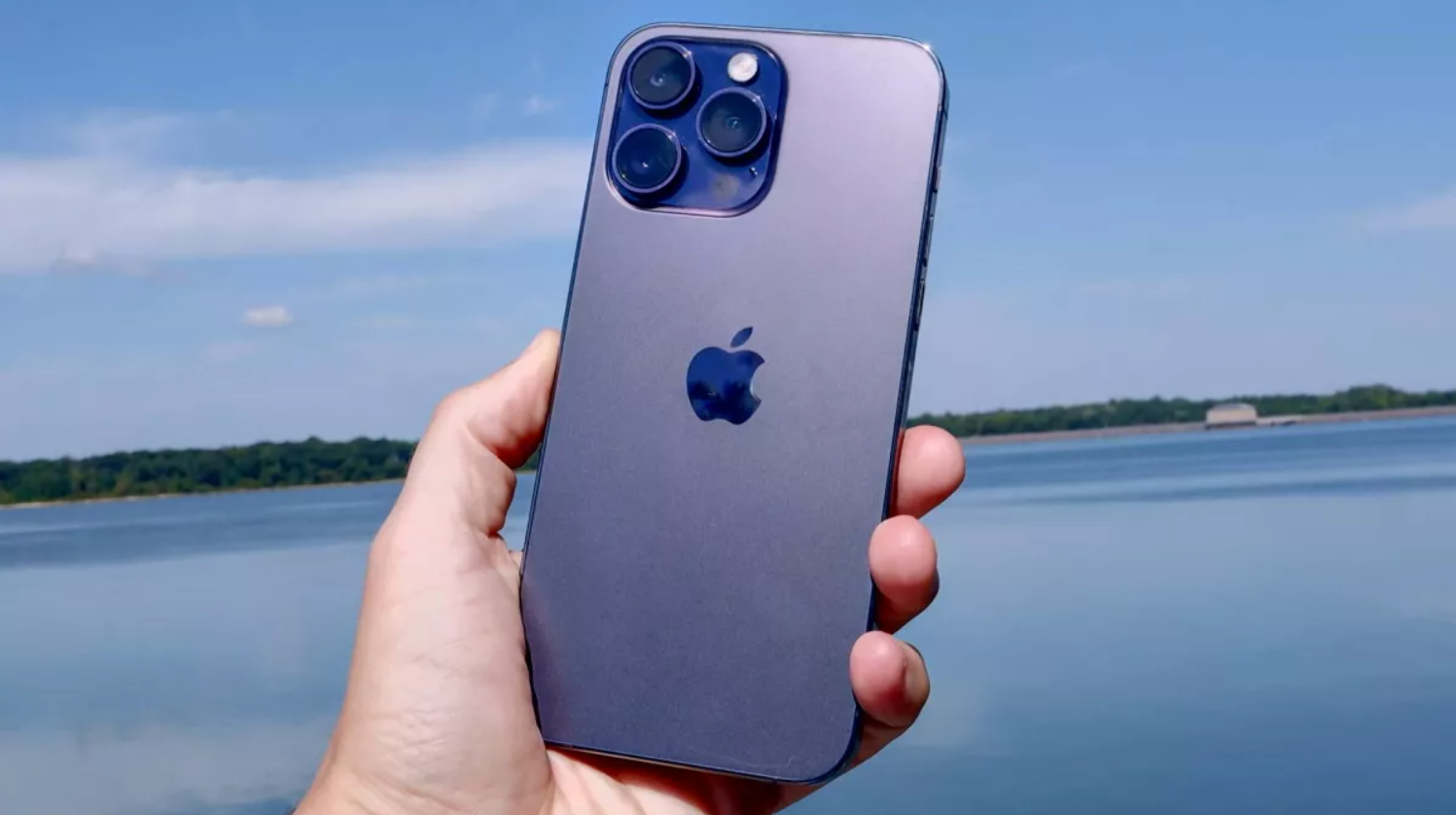 iPhone 15 Ultra
