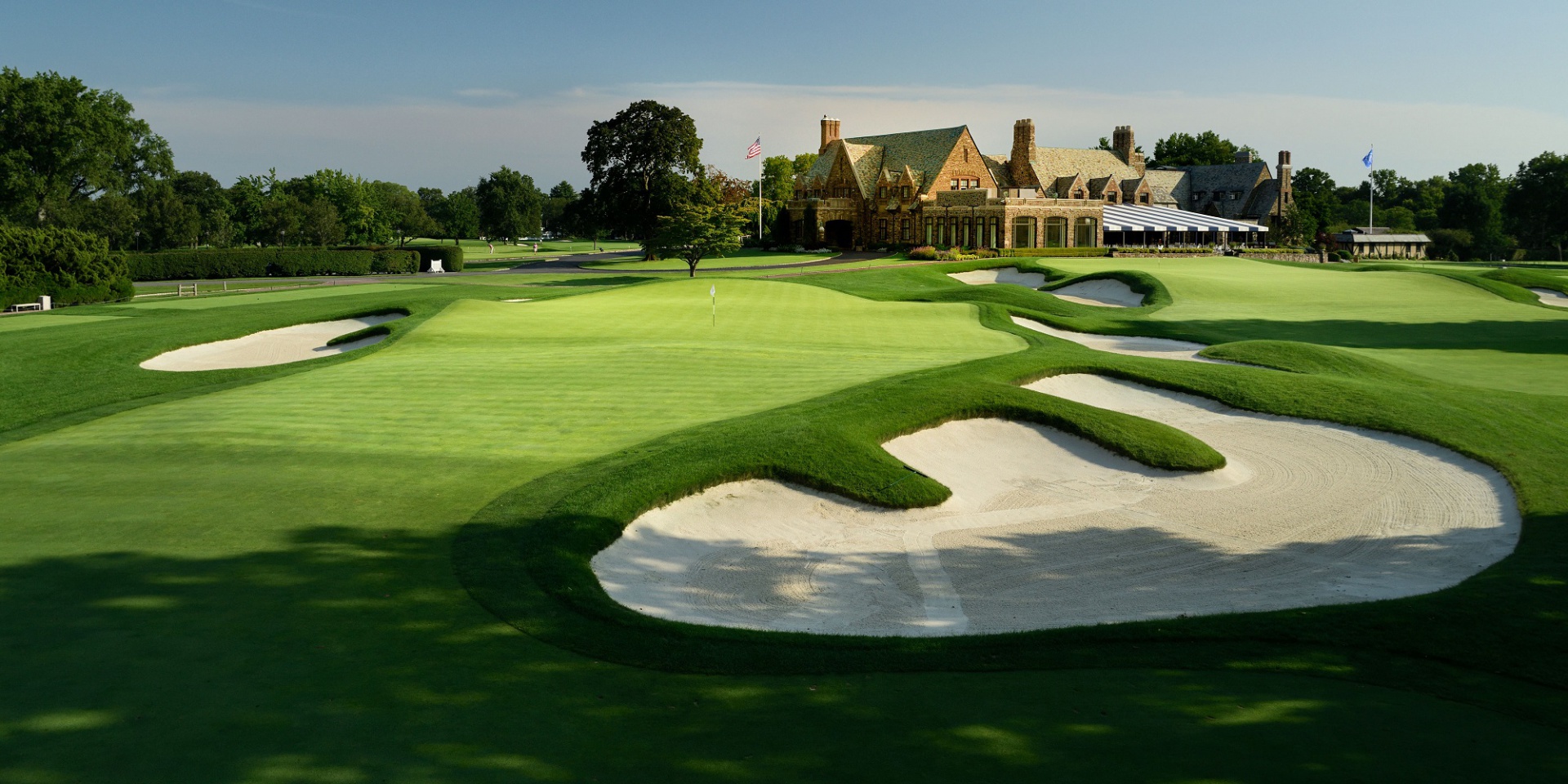 Khám phá loạt sân golf thách thức nhất thế giới