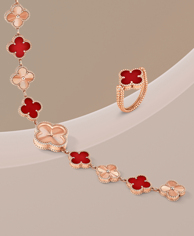 Van Cleef & Arpels bổ sung 4 thiết kế mới vào BST Alhambra biểu tượng