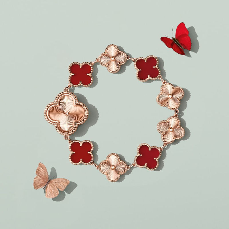 Van Cleef & Arpels bổ sung 4 thiết kế mới vào BST Alhambra biểu tượng