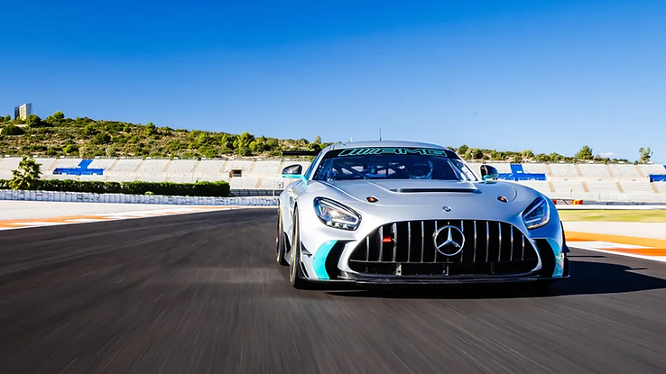 Vạn lý tốc độ - hơi thở của mãnh thú Mercedes-AMG GT2 697 mã lực