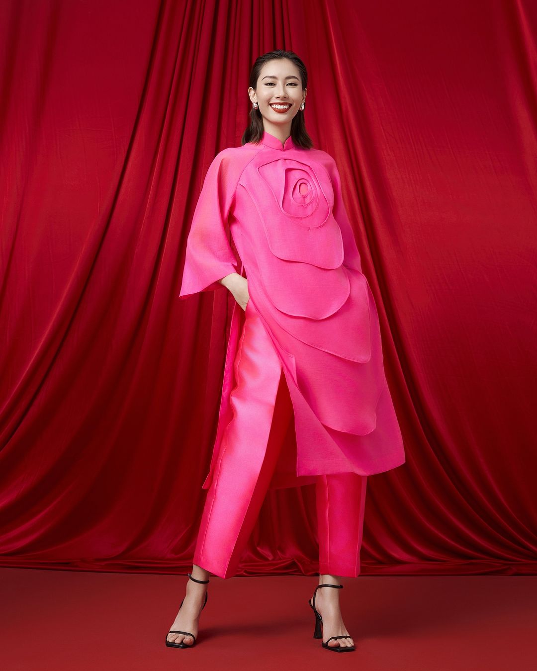 Các local brand áo dài Việt Nam: Hành trình thăng hoa qua hình bóng áo dài