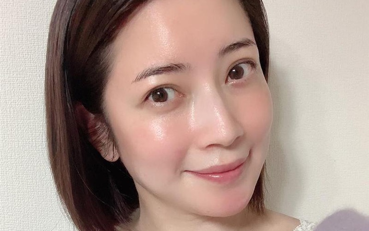 Hồ Ngọc Hà chăm sóc da