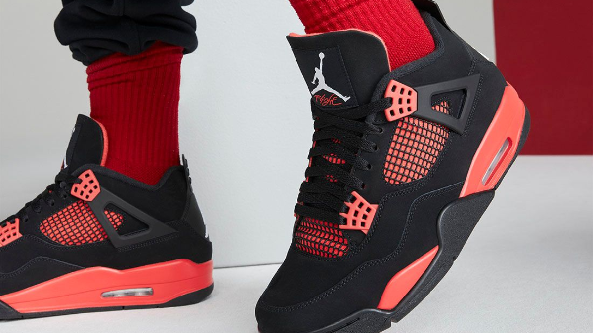 Hướng dẫn chọn size giày Nike Air Jordan 4 chuẩn dành cho bạn
