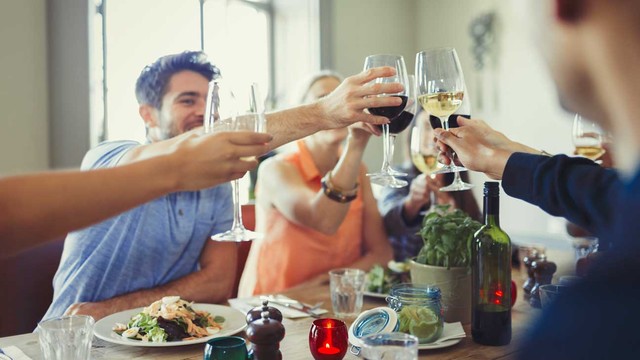 6 loại thực phẩm giá rẻ giúp giải rượu hiệu quả và bảo vệ gan