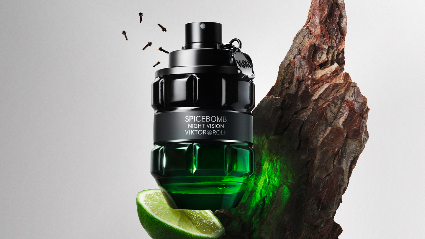 Viktor&Rolf Spicebomb Night Vision EDT bùng nổ tổ hợp hương thơm tươi mới