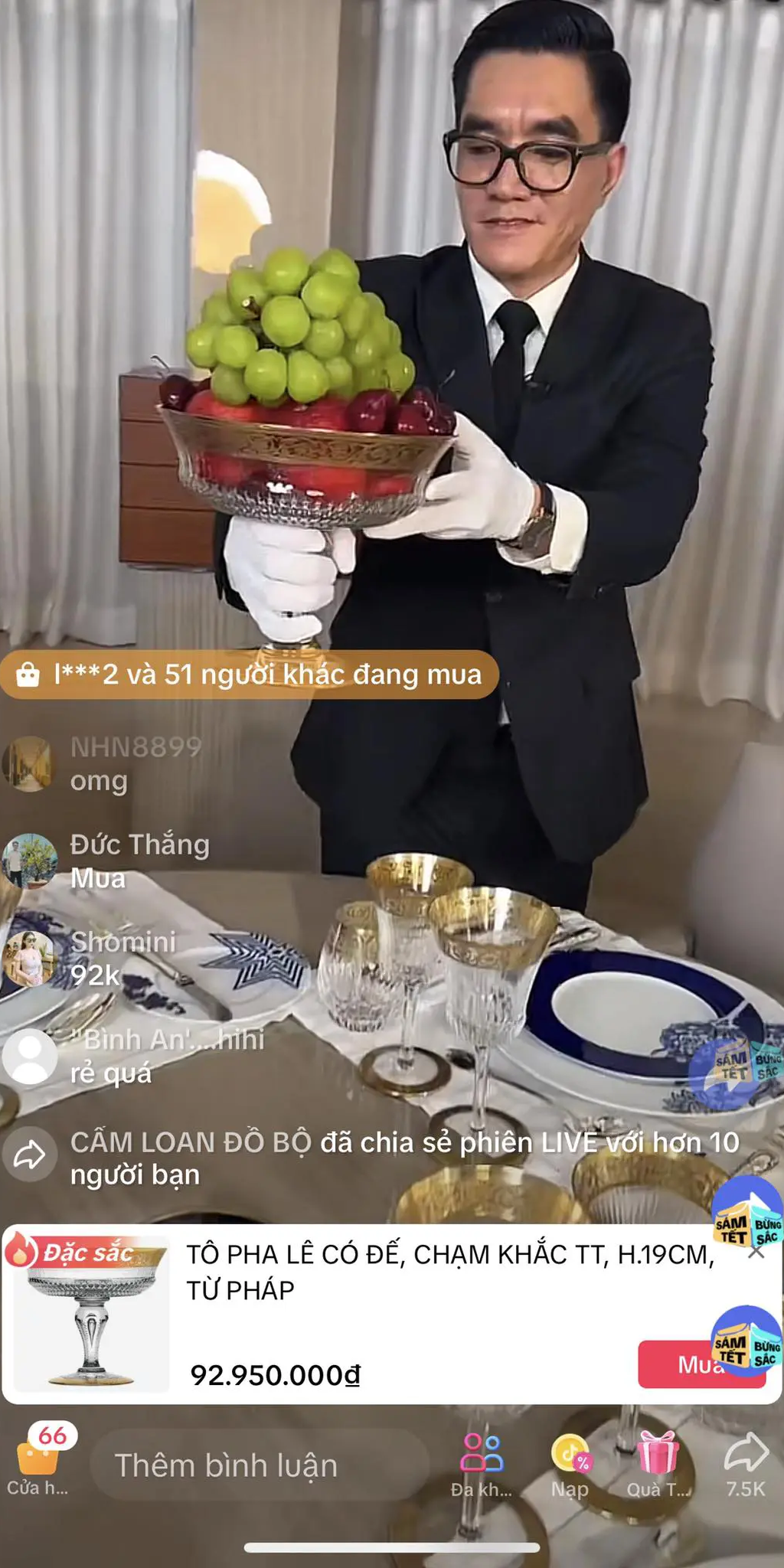 Livestream bán hàng "quý tộc" của NTK Thái Công