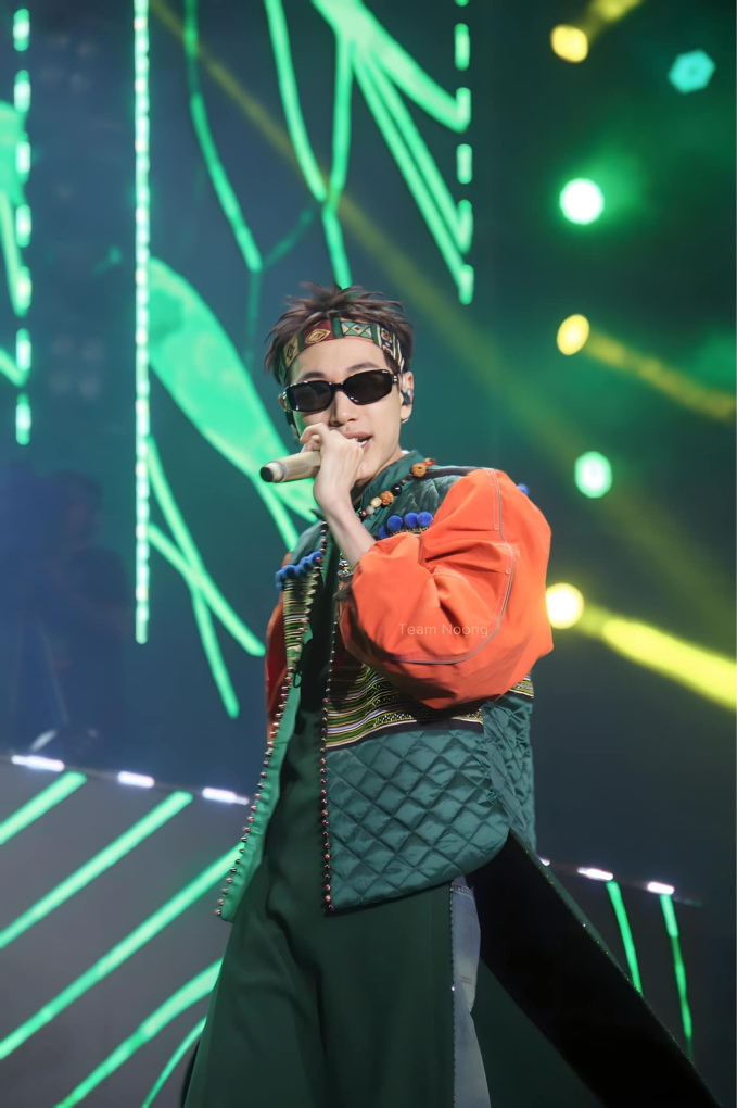 Màn chào sân rực rỡ của Double2T nhận 4 đề cử tại WeChoice Awards 2023