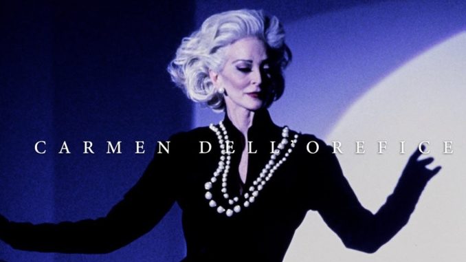 siêu mẫu Carmen Dell'Orefice