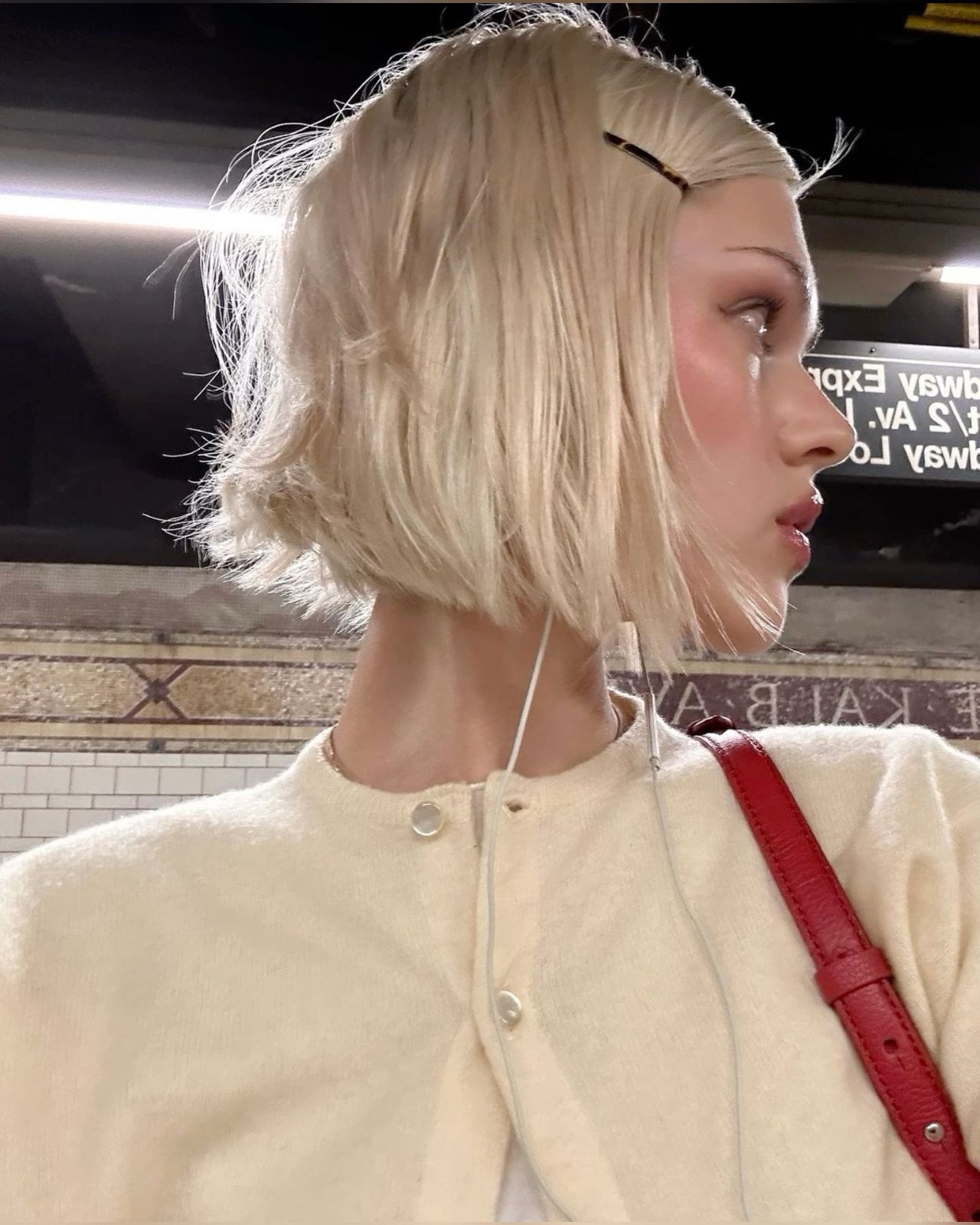Làm mới diện mạo từ phụ kiện cài tóc như các “IT-girl” đình đám