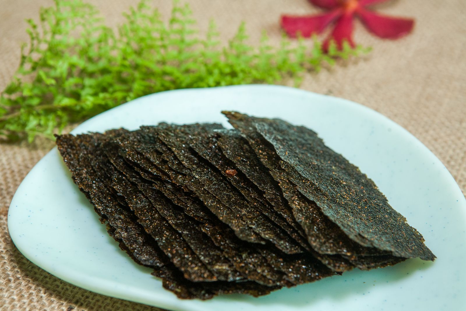 Gợi ý những món ăn vặt lành mạnh ngày Tết cho các nàng