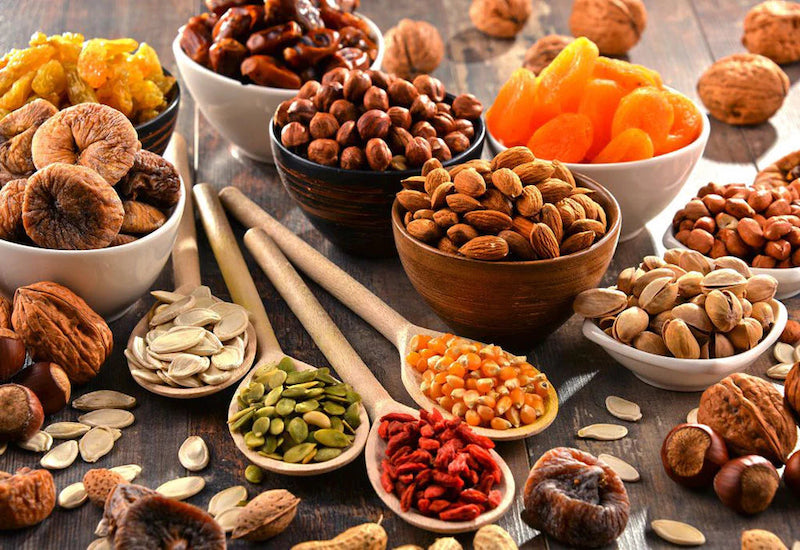 Gợi ý những món ăn vặt lành mạnh ngày Tết cho các nàng