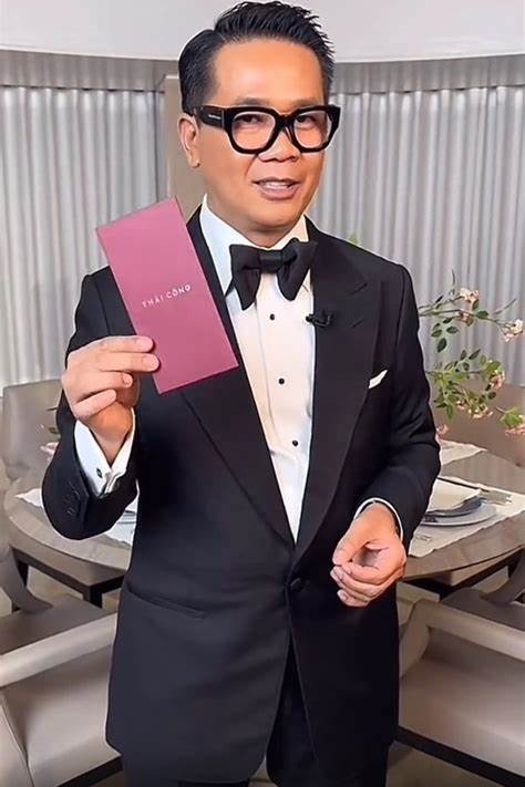 Thái Công và hộp phong bao lì xì giá 399k
