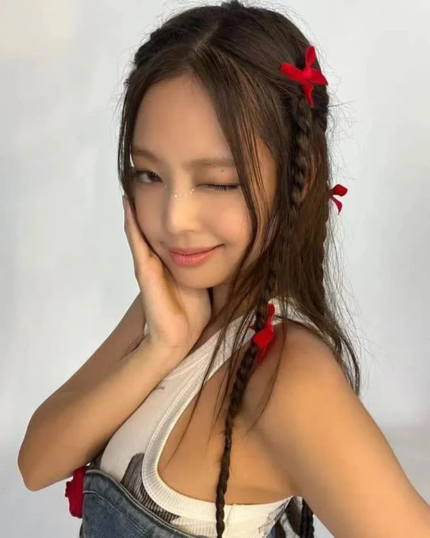 Jennie BlackPink và trend nơ ruy băng