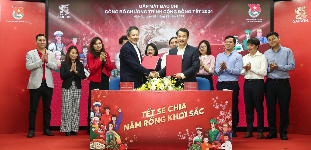 Bia SaiGon lan tỏa thông điệp "Đón Tết Rồng, Nhân bội lộc" chào đón Xuân Giáp Thìn 2024