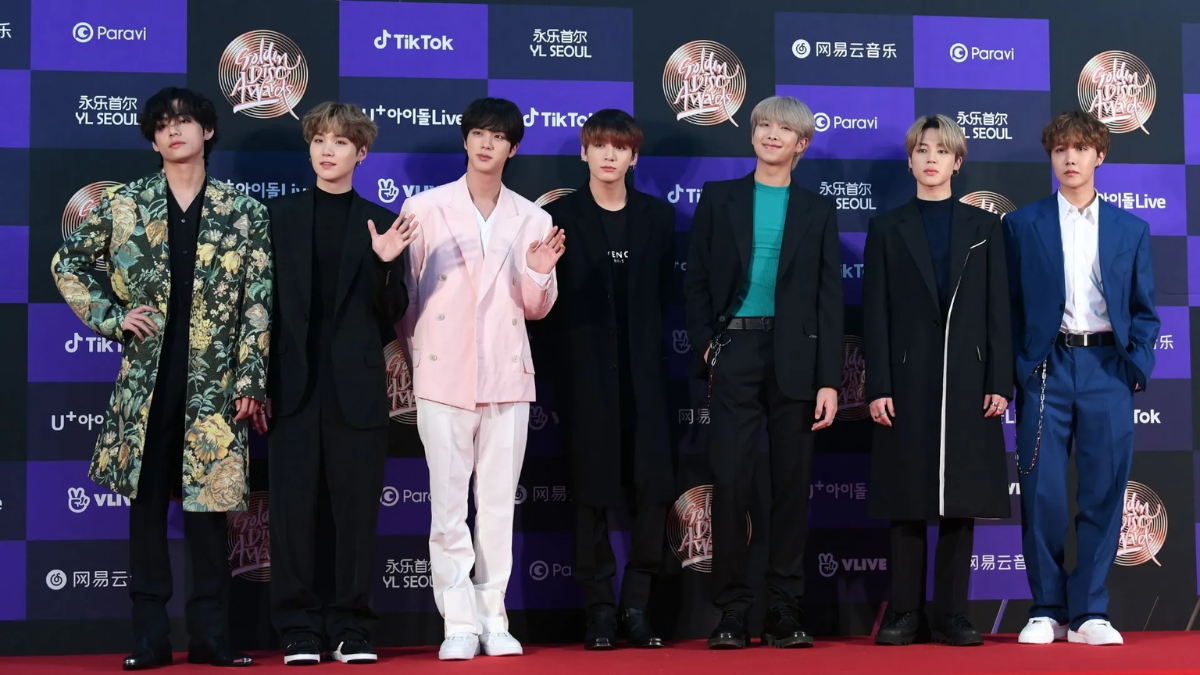 Đi sâu vào khám phá thời trang phối hợp của nhóm nhạc BTS