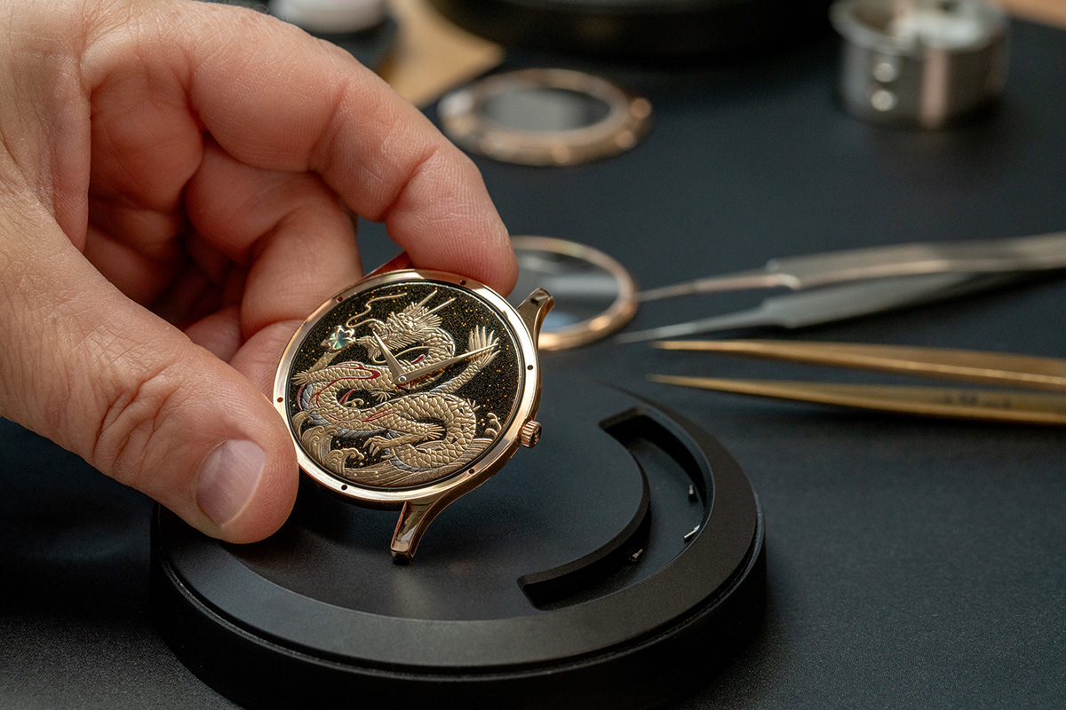 Chopard mừng Tết Nguyên Đán với nghệ thuật sơn mài Urushi và hình tượng Rồng thiêng