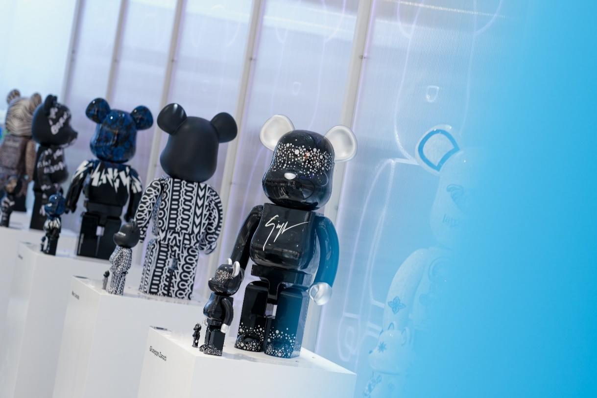 Không chỉ là một món đồ chơi sưu tầm, Be@rbrick là một biểu tượng văn hóa đại chúng