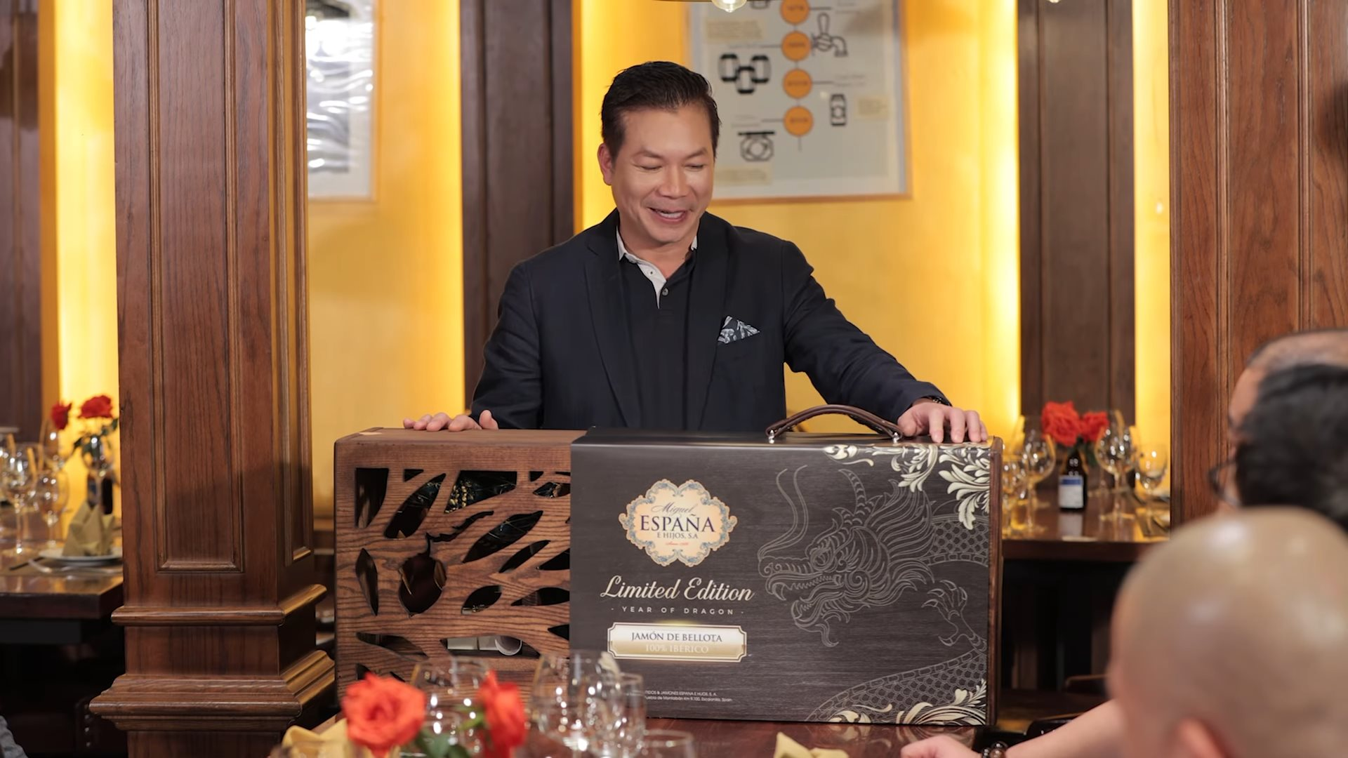 đùi heo muối Iberico