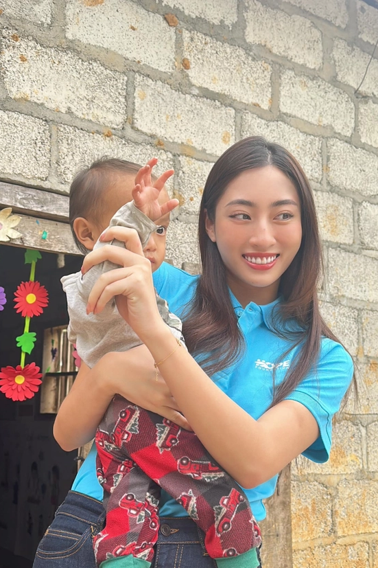 Lương Thuỳ Linh chính thức là MC WeChoice Awards 2023
