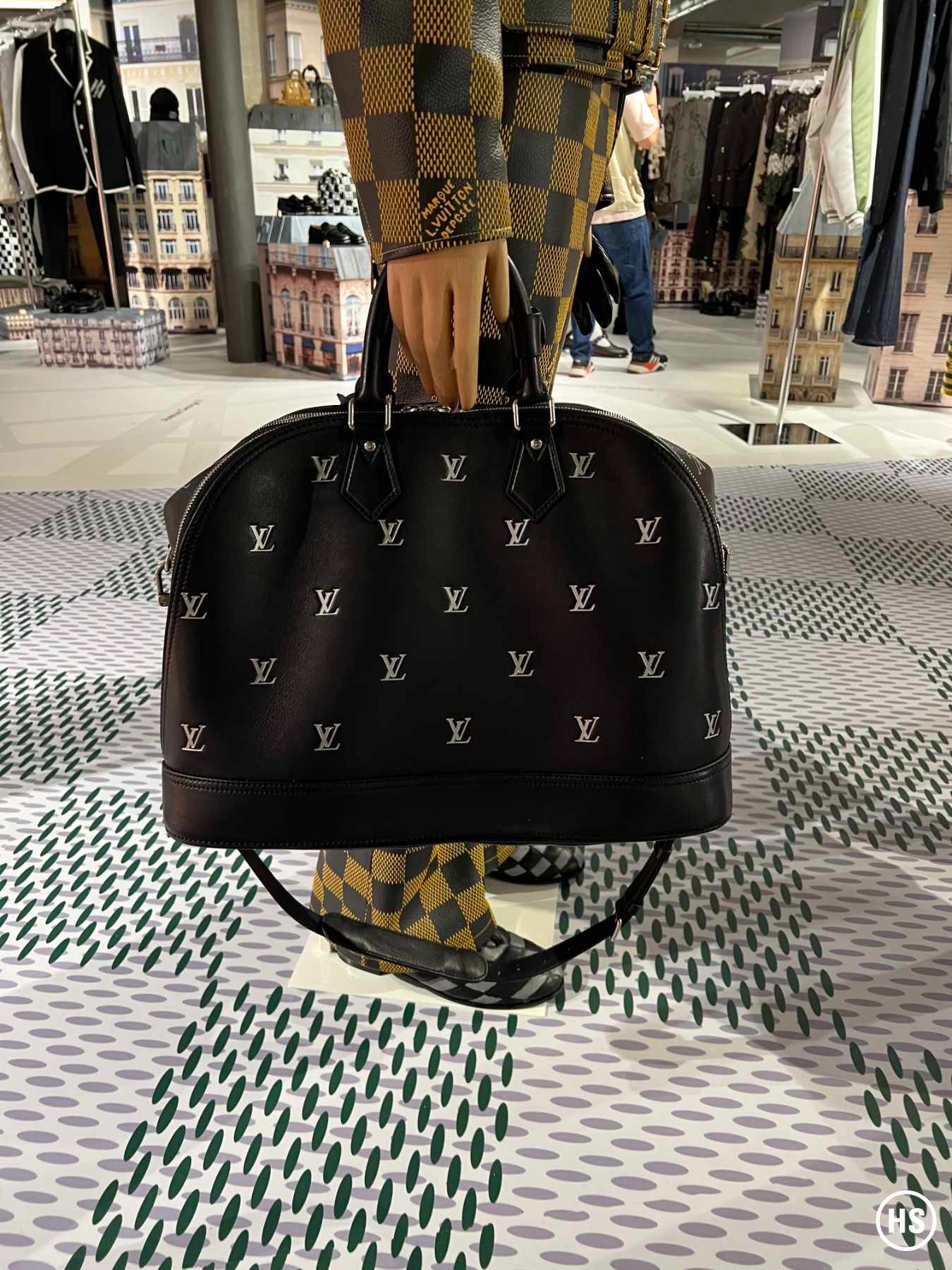 Những chiếc túi Louis Vuitton “must-have” từ triều đại mang tên Pharrell Williams