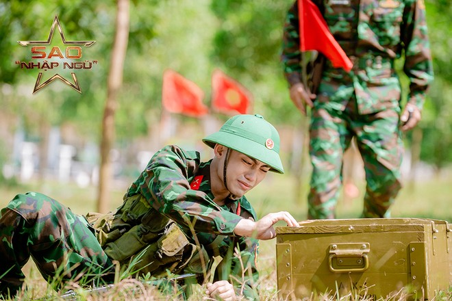 “Sao nhập ngũ 2024”: Lộ “thủ phạm” khiến Mono bật khóc