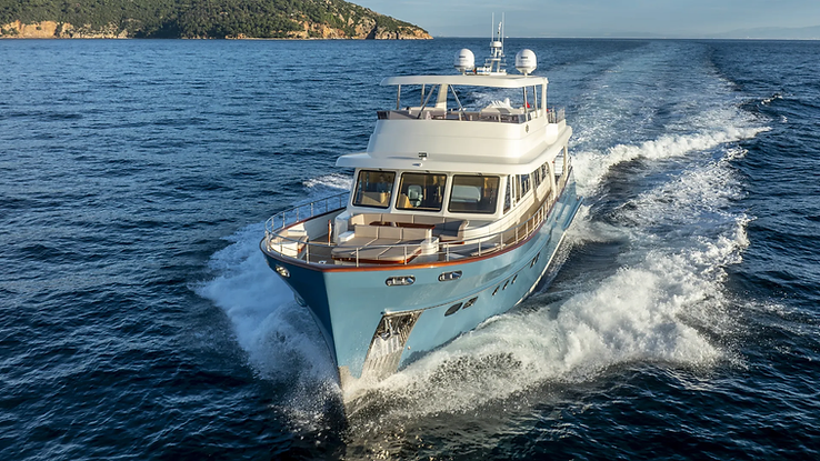 Empire - Chiếc du thuyền Vicem Cruiser mang phong cách cổ điển và hiện đại