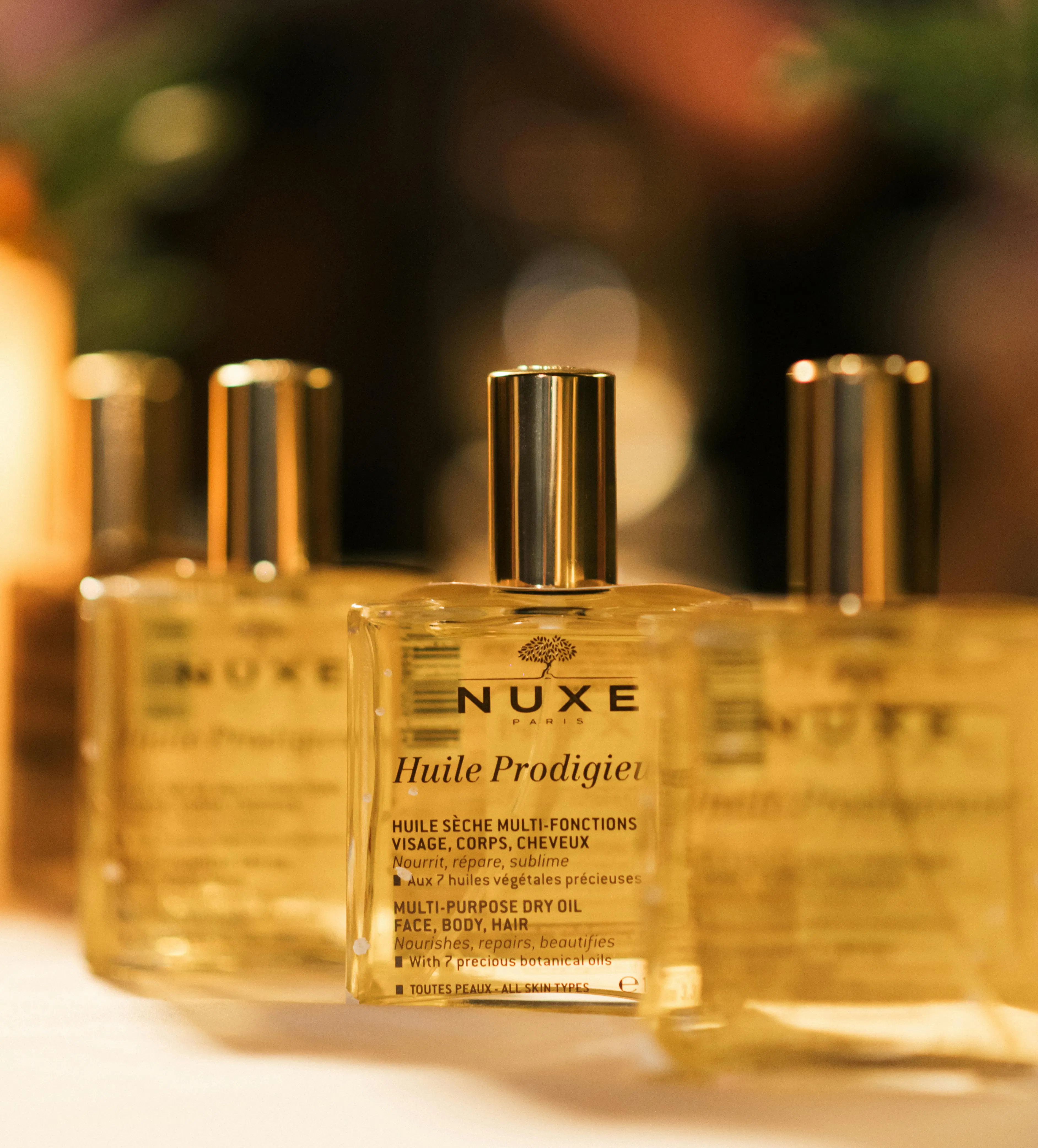 Huile Prodigieuse - Thiết kế sang trọng như một chai nước hoa