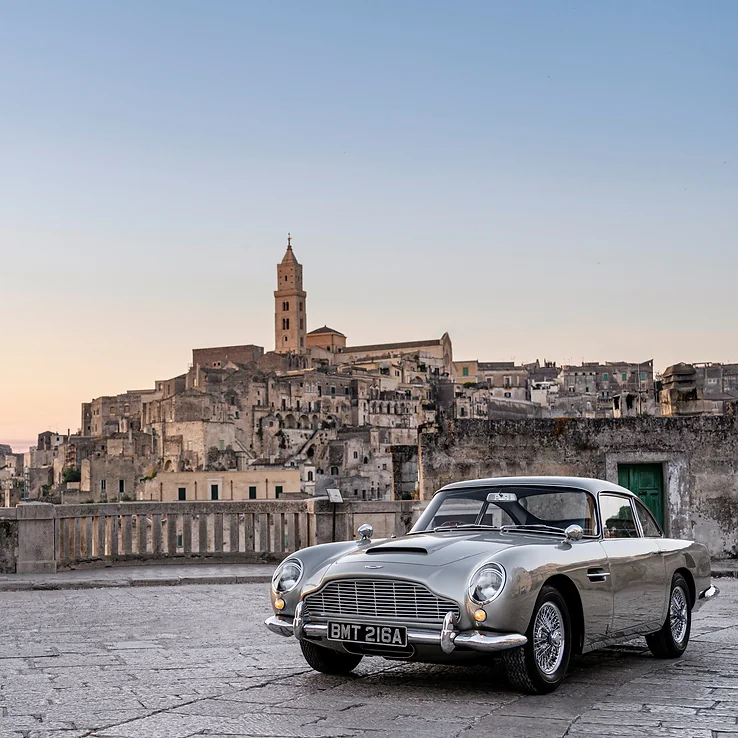 4 Siêu phẩm của Aston Martin xuất hiện trong “No time to die” có gì đặc biệt?