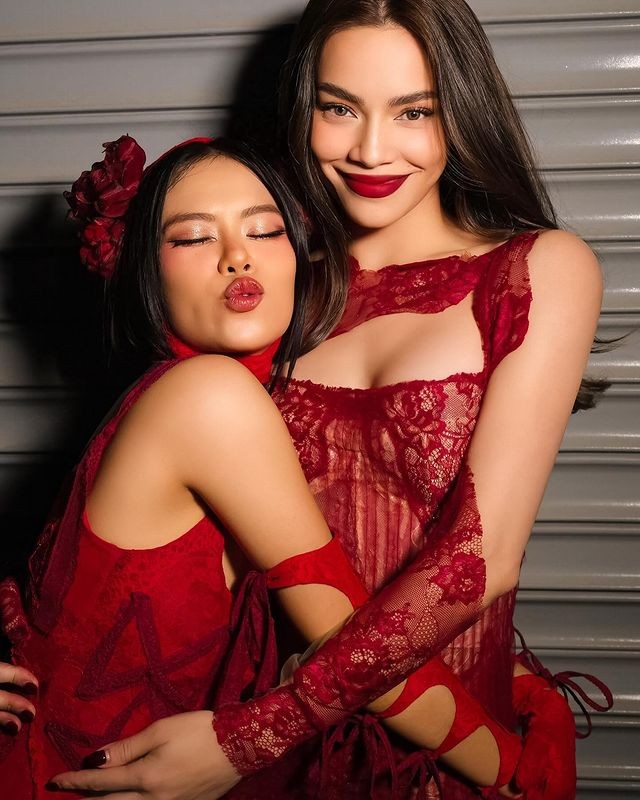 Khi các Gen Z đọ sắc tiền bối: Gấp đôi visual