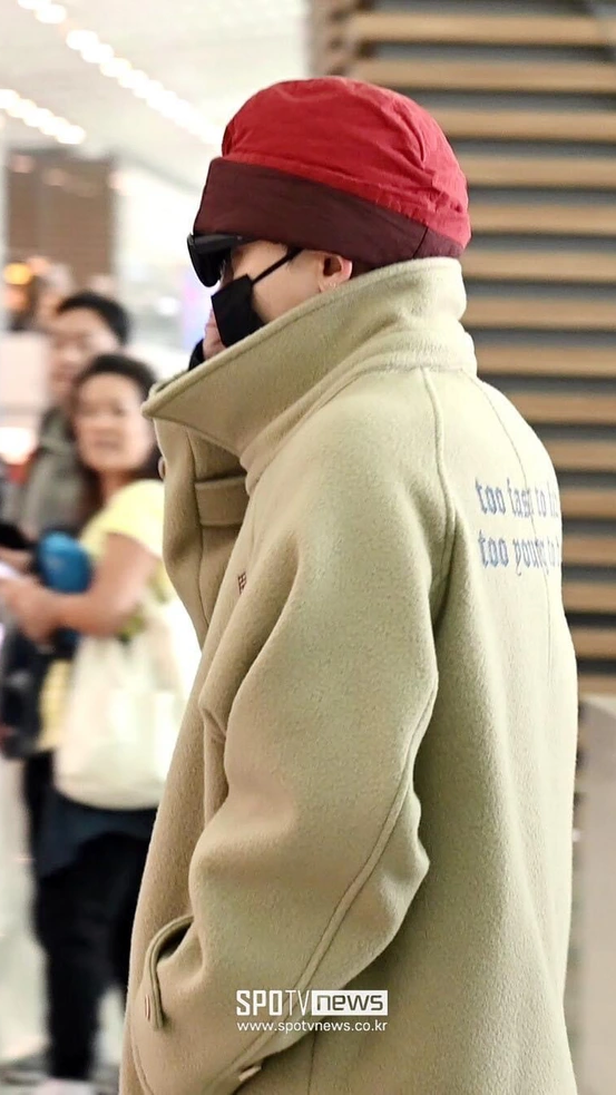 G-Dragon gây chú ý khi sang Mỹ dự triển lãm CES 2024