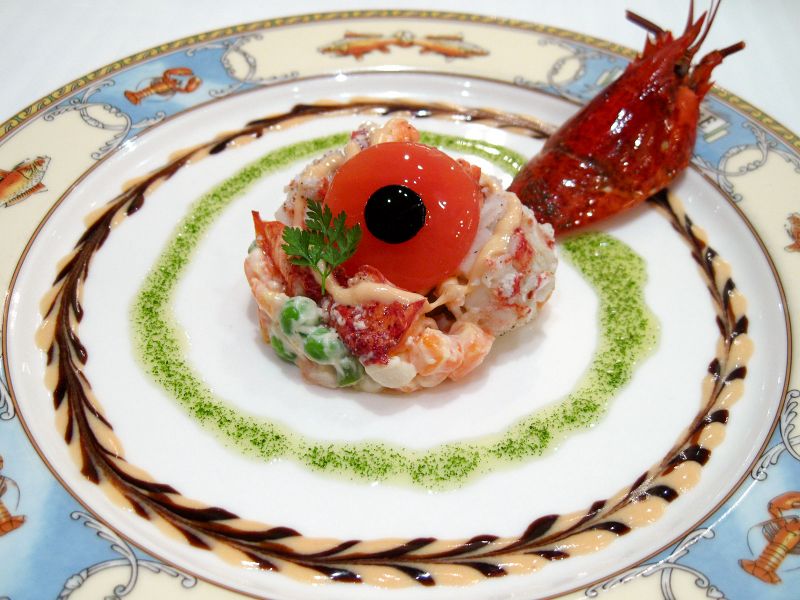 Paul Bocuse có sự nhạy bén và sáng suốt khi đi con đường làm mới ẩm thực Pháp