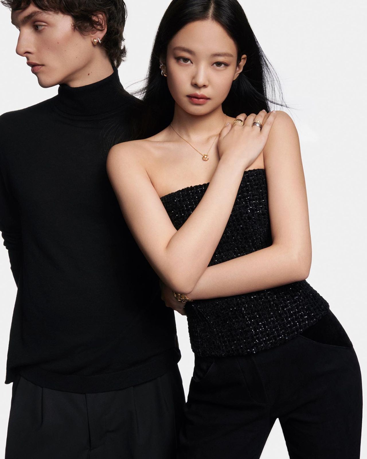 Jennie rạng rỡ khi làm đại sứ cho chiến dịch Coco Crush Chanel