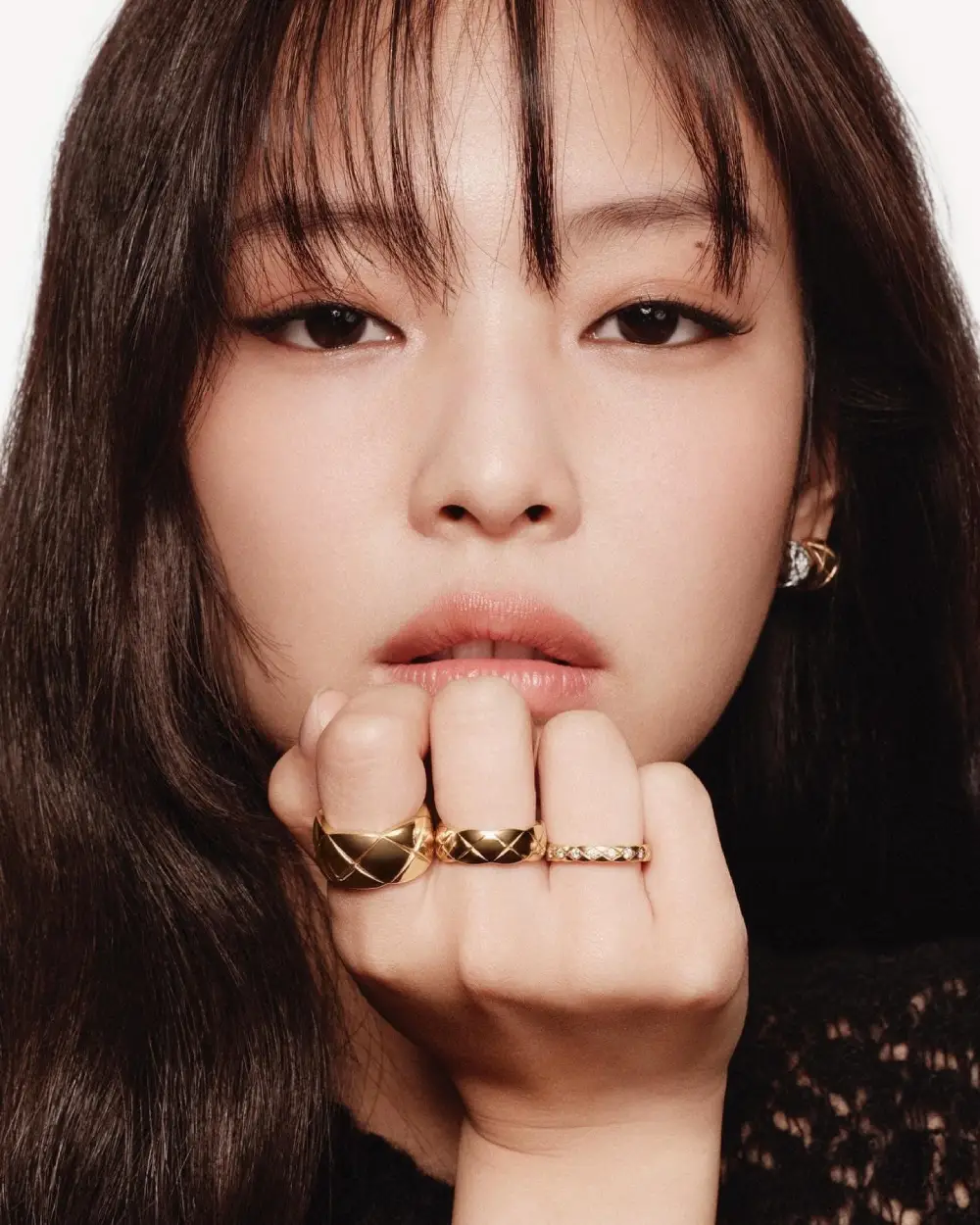 Jennie rạng rỡ khi làm đại sứ cho chiến dịch Coco Crush Chanel