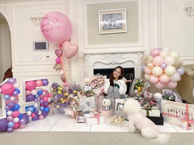 Bên trong căn hộ đắt đỏ, tọa lạc ở khu nhà giàu của Park Min Young