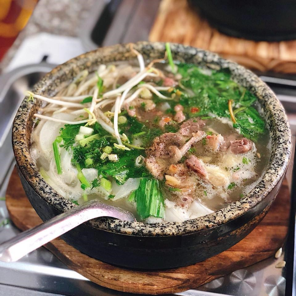 Phở bát đá Hà Nội một trong những món phải thử khi đến với Hà Thành