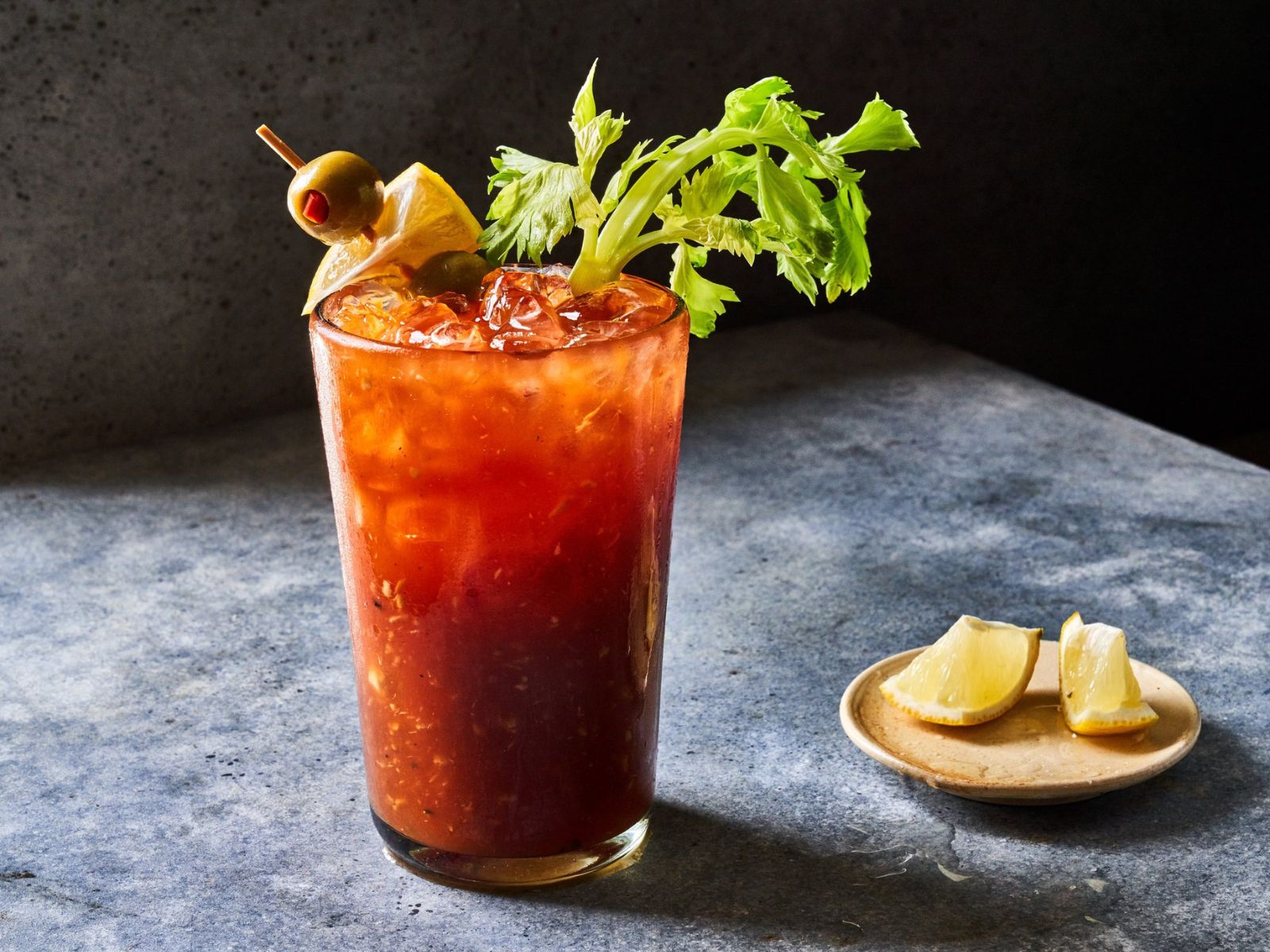 Lịch sử huyền bí về những loại cocktails nổi tiếng nhất thế giới