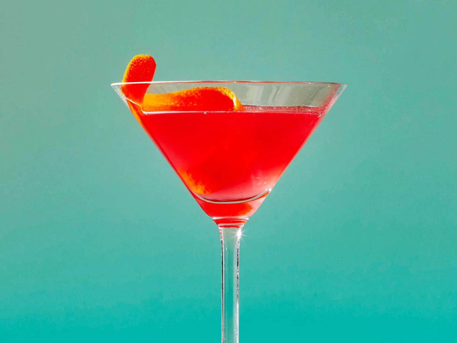Lịch sử huyền bí về những loại cocktails nổi tiếng nhất thế giới