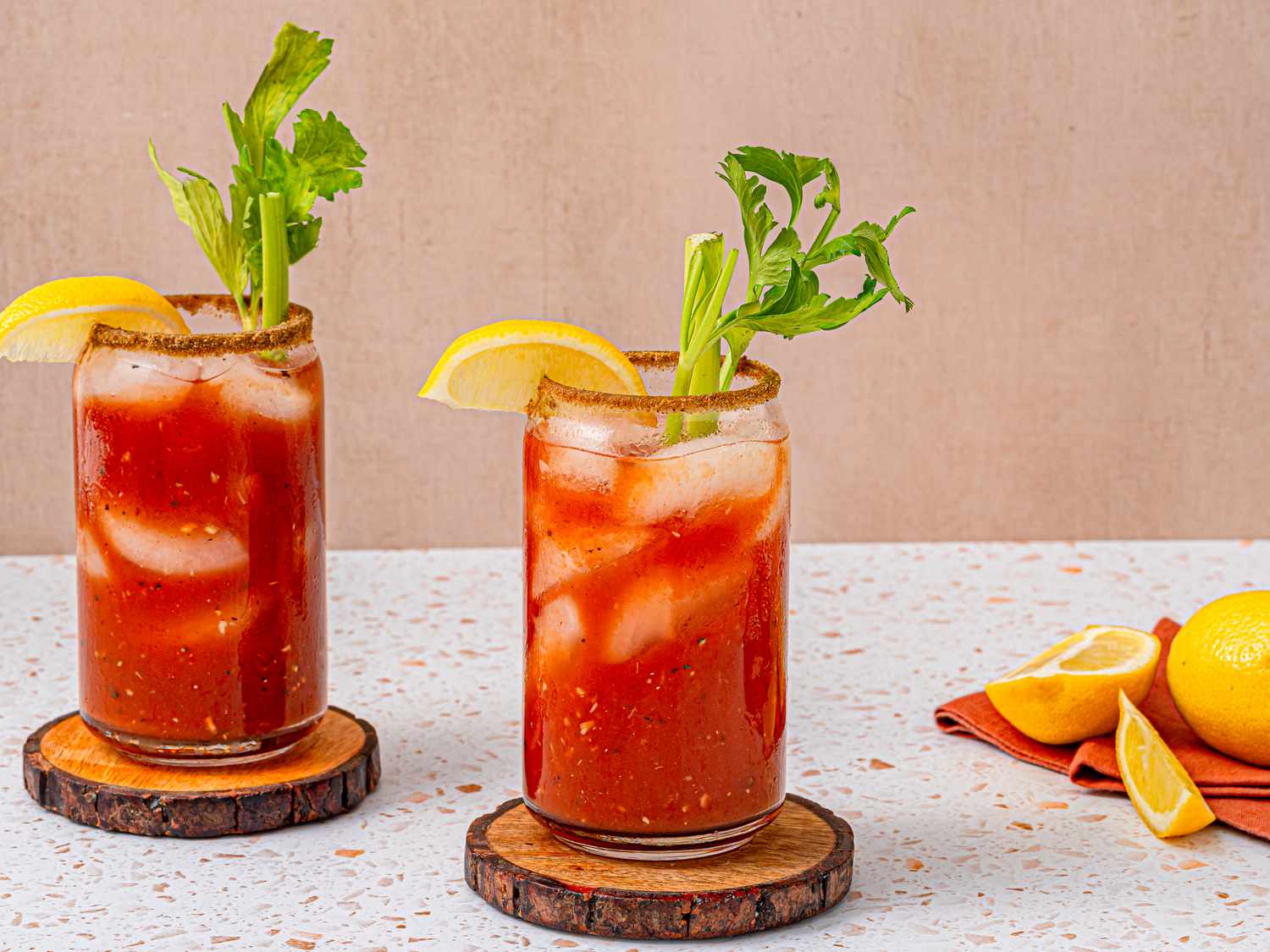 Những giai thoại thú vị về nguồn gốc của cocktail