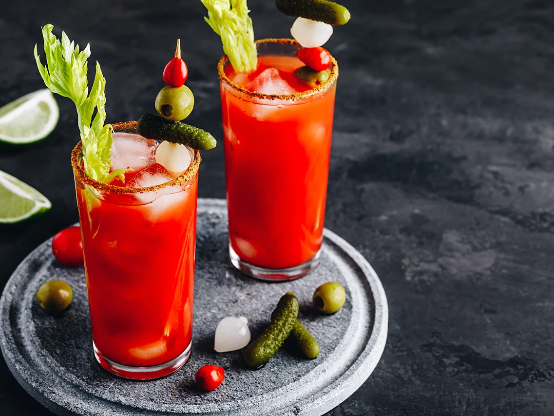 Lịch sử huyền bí về những loại cocktails nổi tiếng nhất thế giới