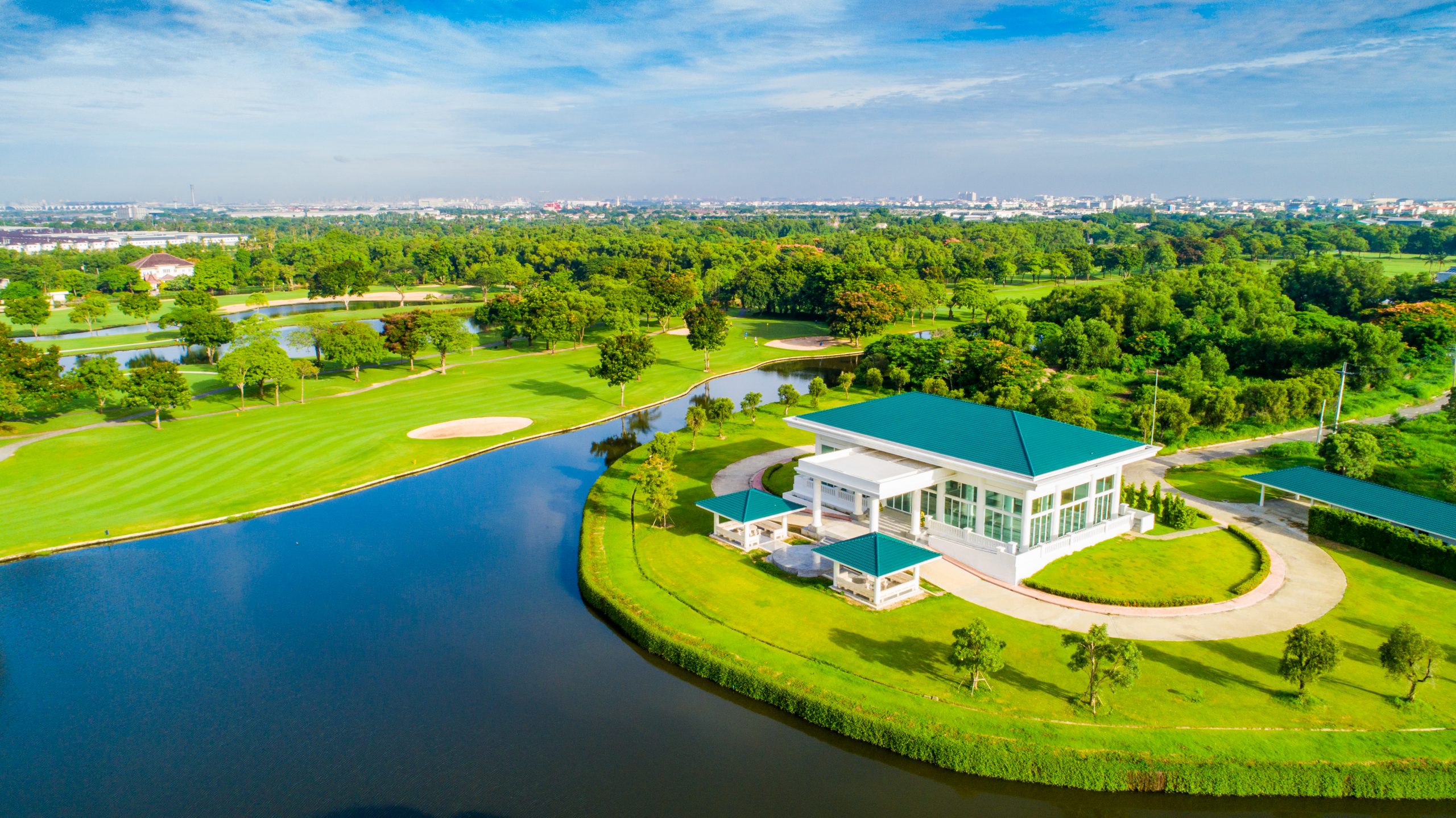 Sự khác biệt giữa “Golf Club” và “Country Club”