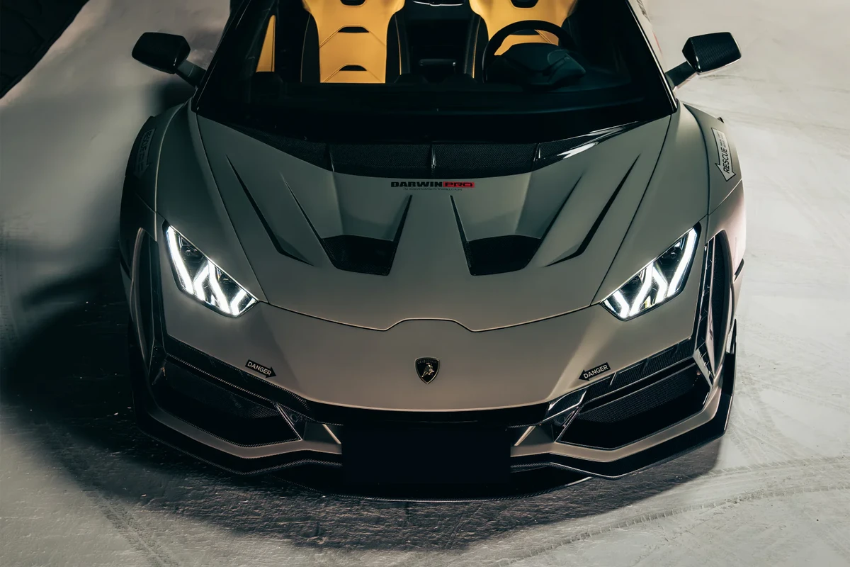 Siêu phẩm Lamborghini Huracan EVO với gói độ đặc biệt