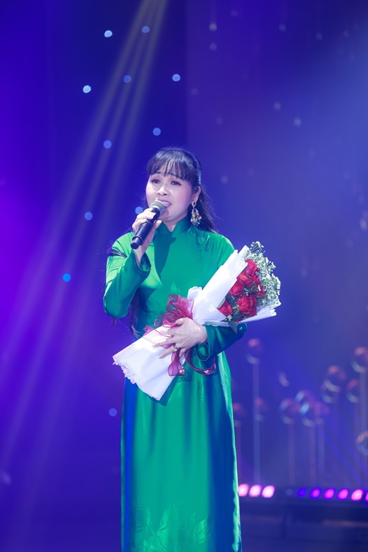 Ca sĩ Trang Nhung