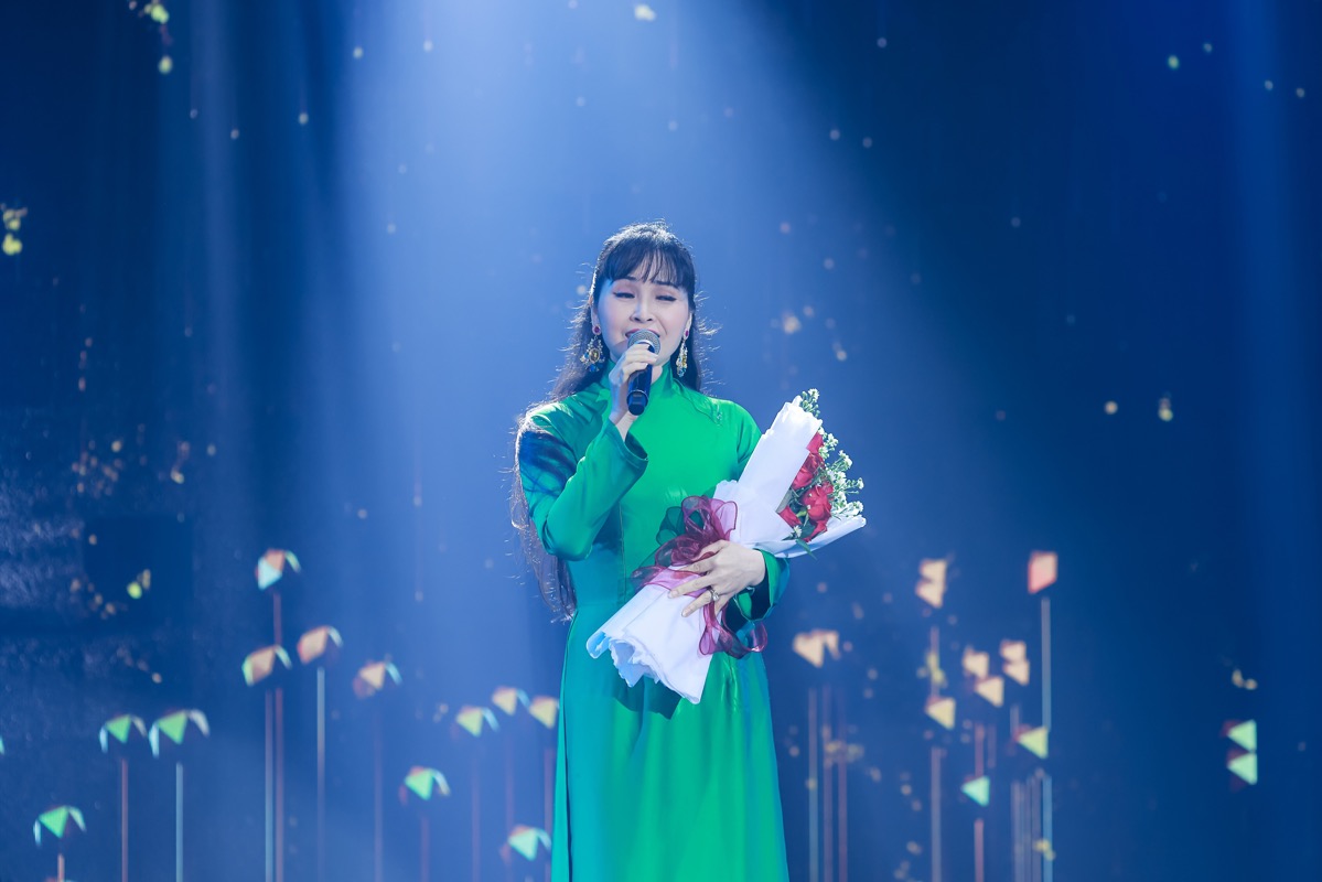 Ca sĩ Trang Nhung