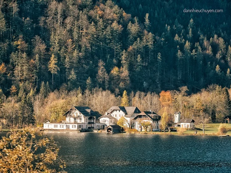 Làng cổ Hallstatt