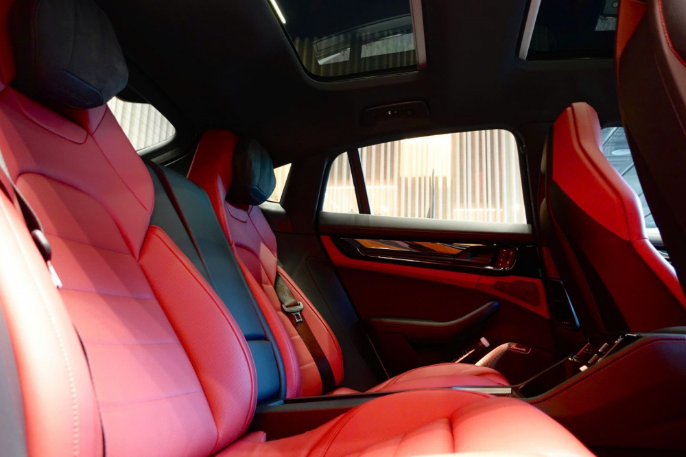 Siêu phẩm Porsche Panamera sắp ra mắt phiên bản mới