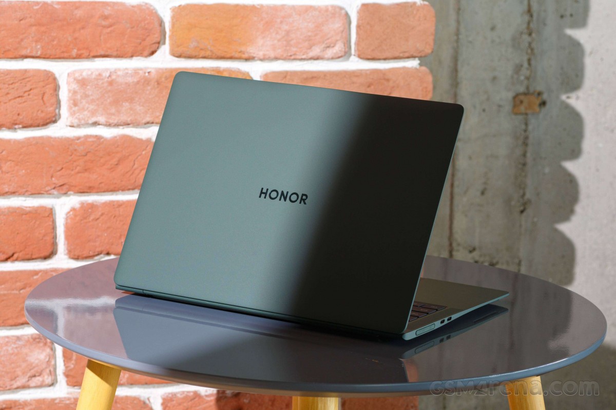 Honor MagicBook Art 14