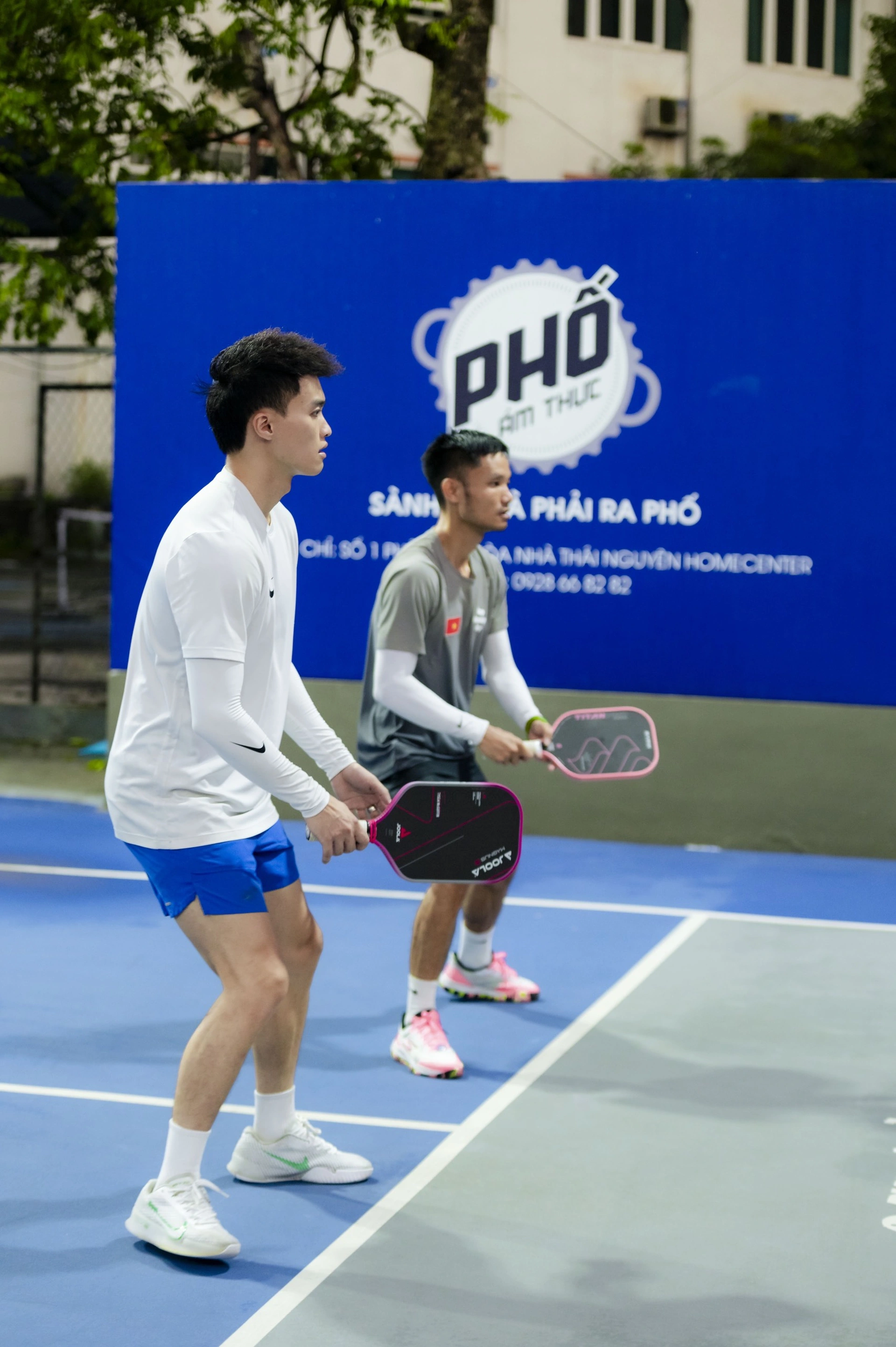 Người trẻ chi trăm triệu sắm đồ pickleball: Mặc đẹp không phải để "sống ảo"
