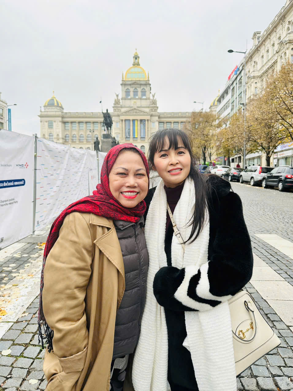 Ca sĩ Trang Nhung