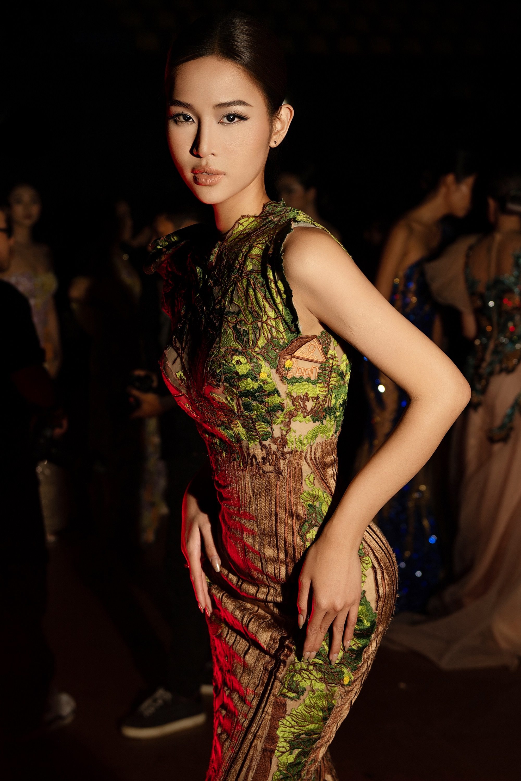 Người mẫu Minh Anh
